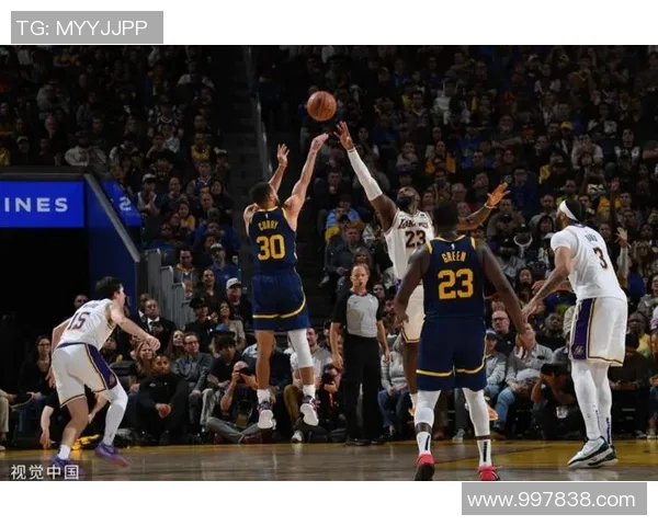 2018年12月26日勇士与湖人的精彩对决回顾与赛后分析